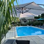 L Escapade Corbieres *