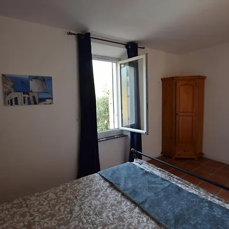 L Escapade Corbieres * لاجراس