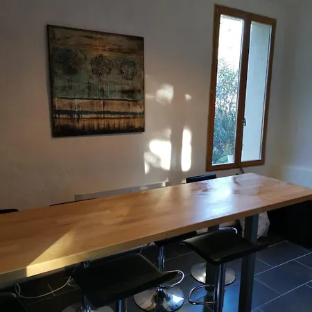 L Escapade Corbieres *